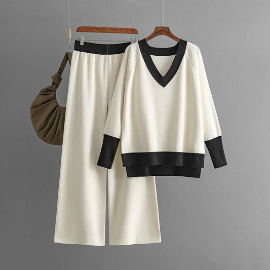 Silvia/ Elegante set bestaande uit een gebreide top met lange mouwen en V-halsbroek